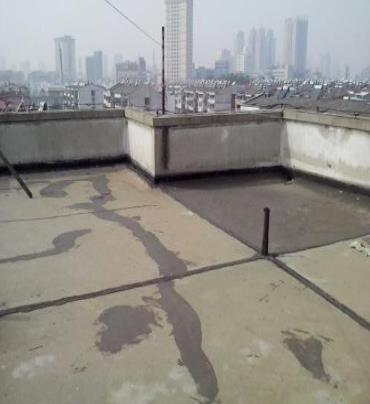 太原市漏水维修 楼顶漏水是什么原因，楼顶漏水维修方法是什么?